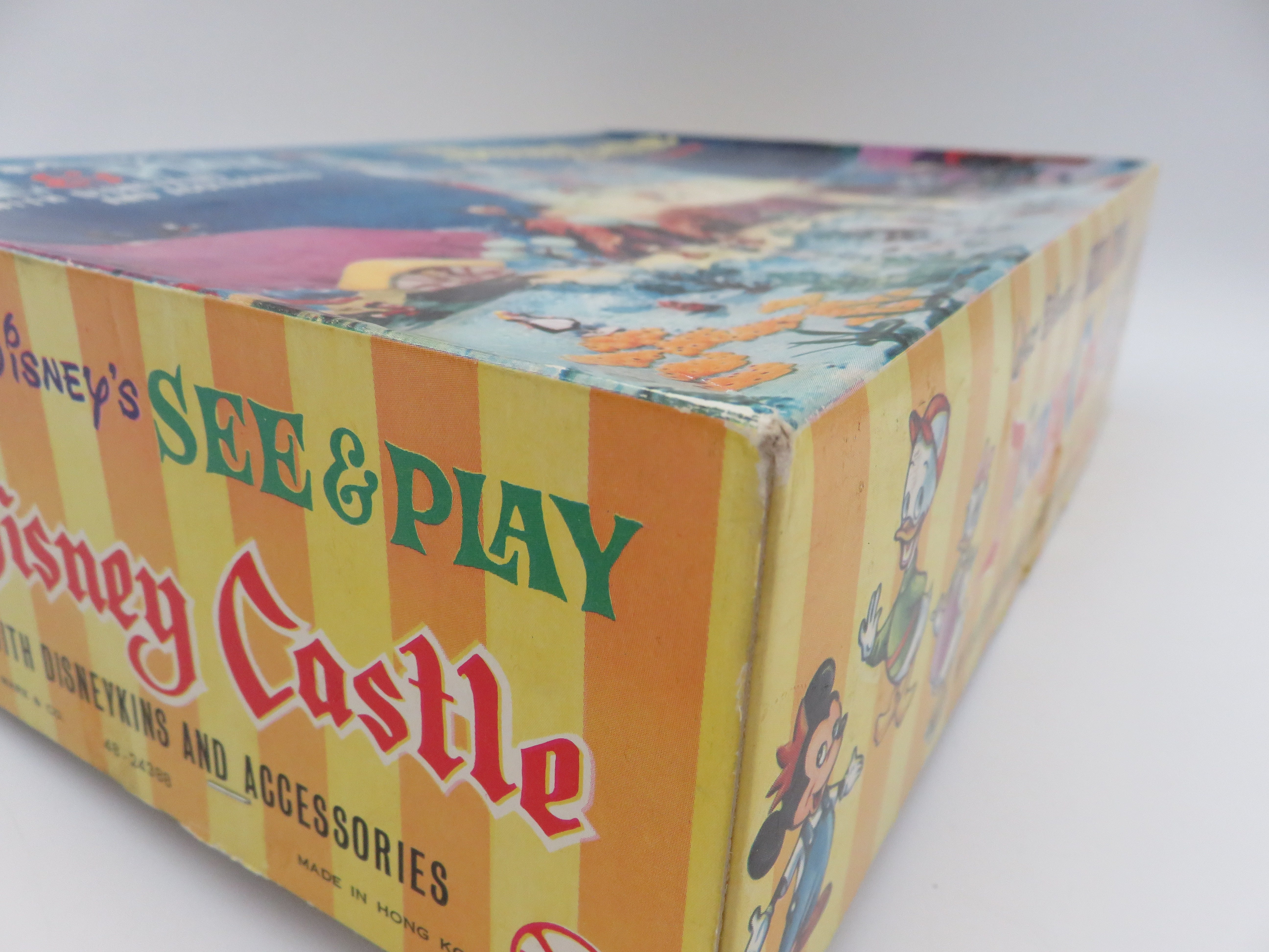 VINTAGE See & Play Disney Castle Playset - Louis Marx & Co./Marx Toys (c. 1960s) Disneykins Collectible